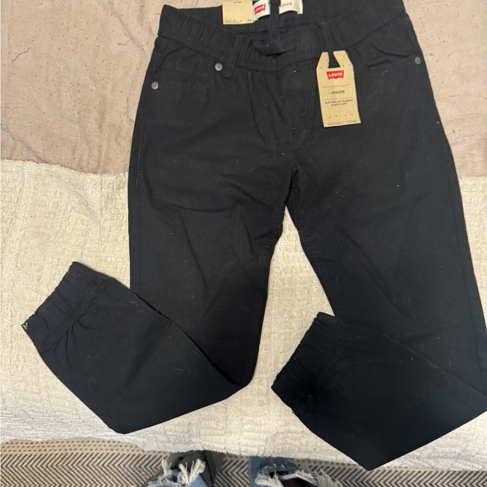 2/$40 NWT!!!! Levi's boys Black jogger jeans Pants